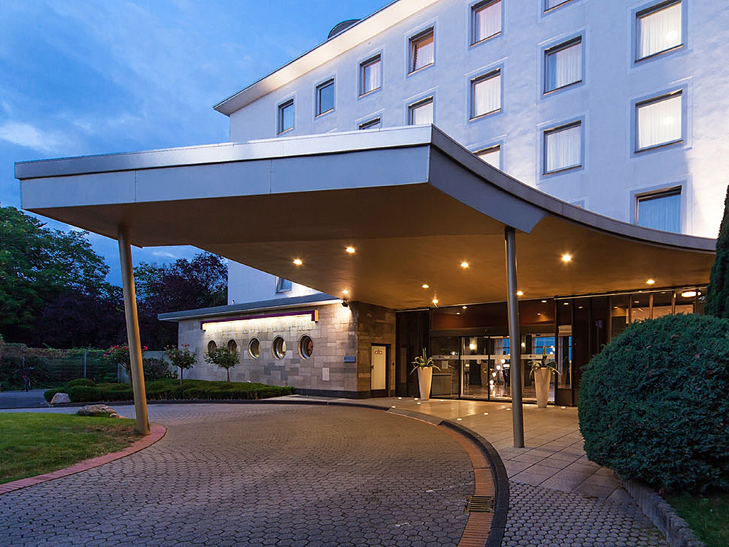 Ameron_Bonn_Hotel_Koenigshof-Bonn-Aussenansicht-10-27407 Kopie.jpg