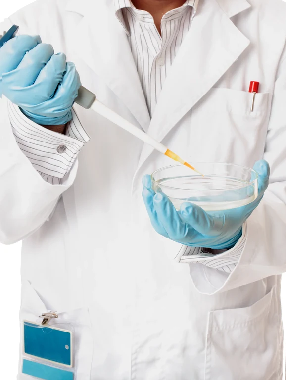 Wissenschaftler_COLOURBOX2747686_cb_ID2747686.jpg