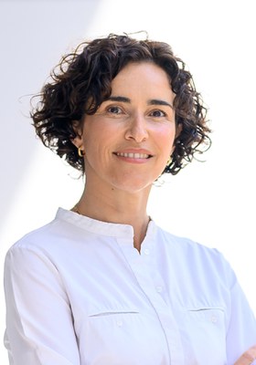 Ana J. García Sáez